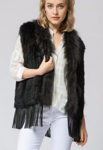 16-001June rabbit fur vest with raccoon fur collar  (5)