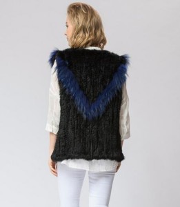 16-005June knitted rabbit fur vest with raccoon fur trim (6)