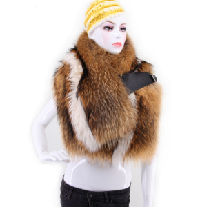 16-007-aug-fox-fur-scarf-eileenhou-2