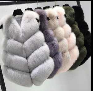 16-038july-fox-fur-vest-eileenhou-2