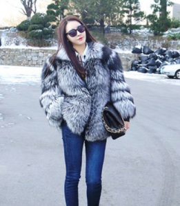 16-053july-silver-fox-fur-coat-3