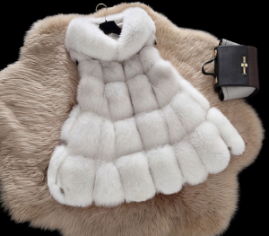 16-058july-fox-fur-vest-with-hood-eileenhou-8