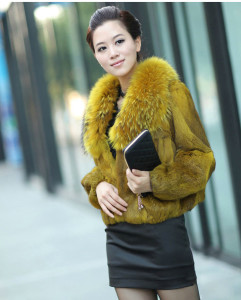 16-040-aug-rabbit-fur-jacket-with-the-raccoon-fur-collar-eileenhou-12