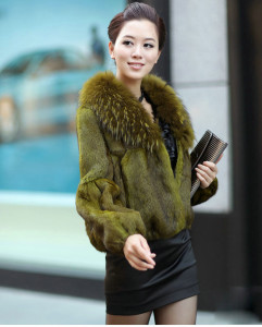 16-040-aug-rabbit-fur-jacket-with-the-raccoon-fur-collar-eileenhou-5