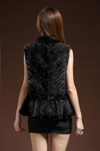 16-076-aug-knitted-mink-fur-vest-eileenhou-3