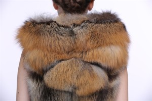 fox-fur-vest-with-hood-1610007-eileenhou-13