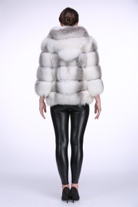 fox-fur-vest-with-hood-1610023-eileenhou-18