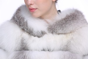 fox-fur-vest-with-hood-1610023-eileenhou-37