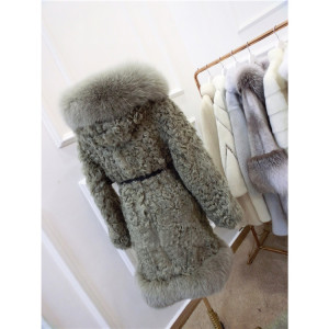 1703047 sheep fur coat with fox fur trimming eileenhou ailin fur (39)