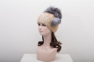 1704116 knitted mink fur hat with silver fox fur top eileenhou lvcomeff (15)