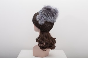 1704116 knitted mink fur hat with silver fox fur top eileenhou lvcomeff (5)