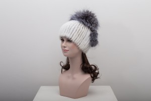 1704116 knitted mink fur hat with silver fox fur top eileenhou lvcomeff (7)