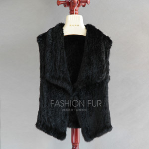 1704145 knitted rabbit fur gilet eileenhou lvcomeff (13)