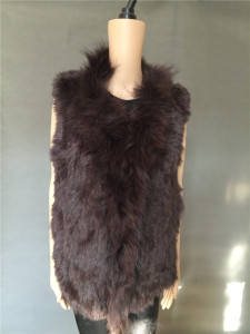 1704153 knitted rabbit fur vest with raccoon fur collar eileenhou lvcomeff (2)_副本