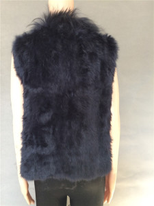 1704153 knitted rabbit fur vest with raccoon fur collar eileenhou lvcomeff (8)_副本