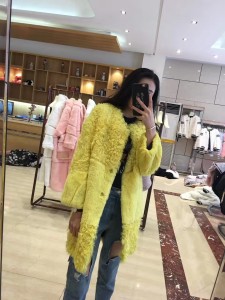 1704179 lamb fur coat with rex rabbit fur eileenhou lvcomeff (2)