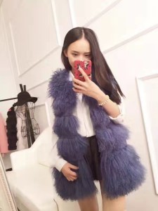 1704200 rex rabbit fur gilet with mongolia sheep fur trimming eileenhou lvcomeff (3)