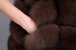 1706008 (23) long fox fur vest lvcomeff dark brown