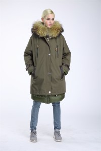 1707016 down coat with raccoon fur hood trimming (24)