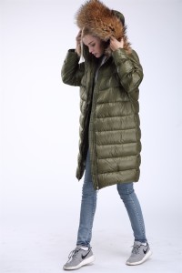 1707016 down coat with raccoon fur hood trimming (76)