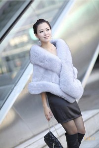 1805008 rex rabbit fur shawl with fox fur trimming eileenhou (2)