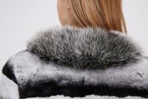 1807031 chinchilla rex rabbit fur coat with fox fur collar eileenhou (32)