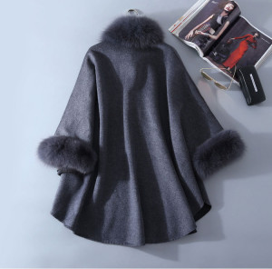 cashmere shawl with fox fur collar 1801001 (5)