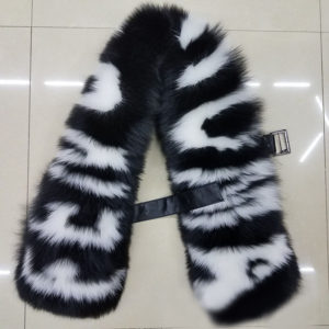 1809001 fox fur letter scarf number letter eileenhou (18)